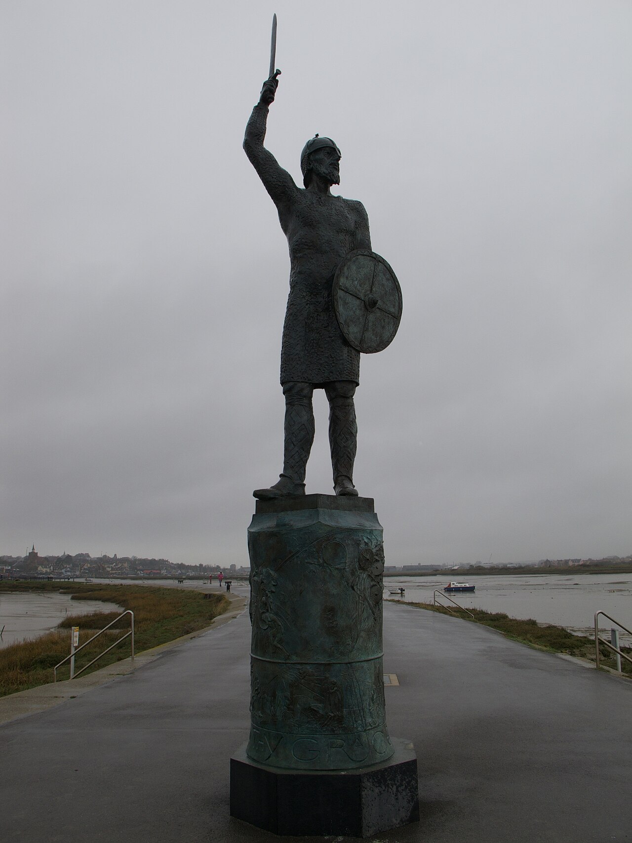 Bronze statue of Byrhtnoth overlooking the estuary at Maldon, site of the Battle of Maldon in 991 AD